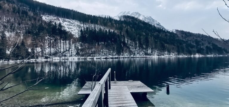 Alpine Reflections: A Traveler’s Guide to Austria’s Most Beautiful Lakes and Towns