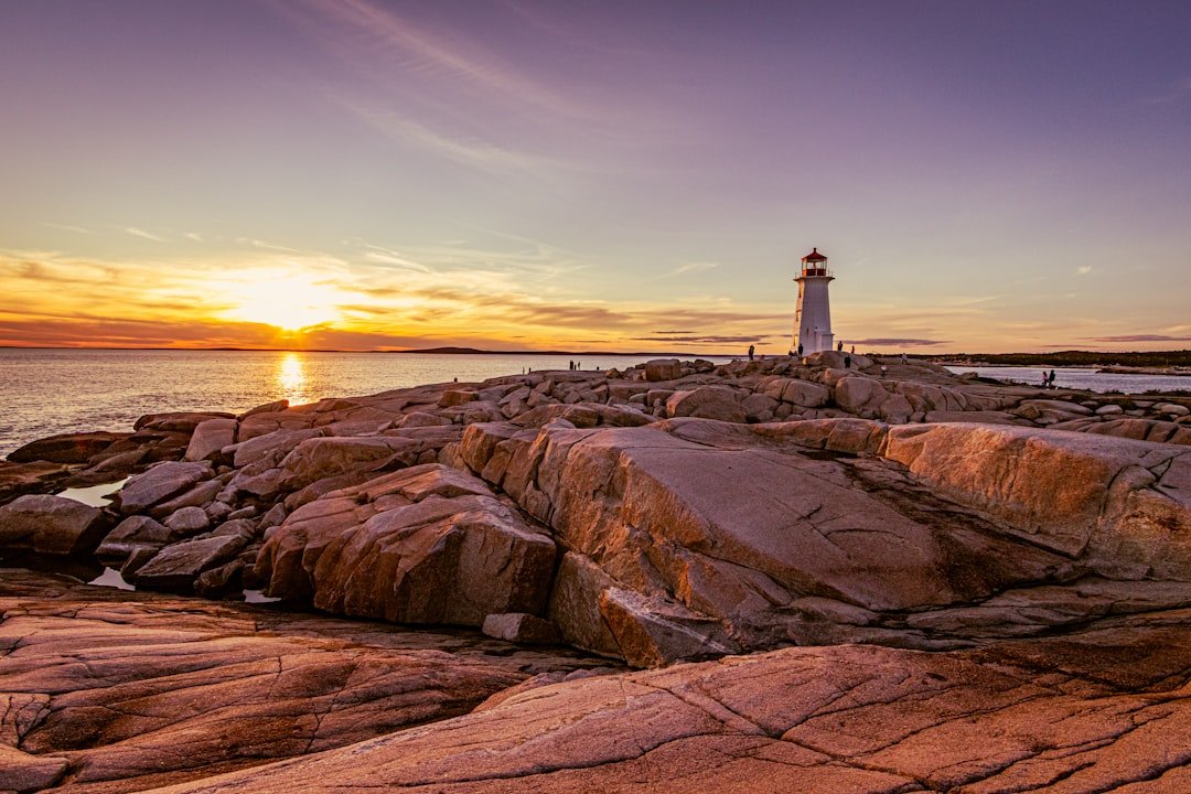 Coastal Nova Scotia: Where Lighthouses, Lobster, and Atlantic Vistas Meet